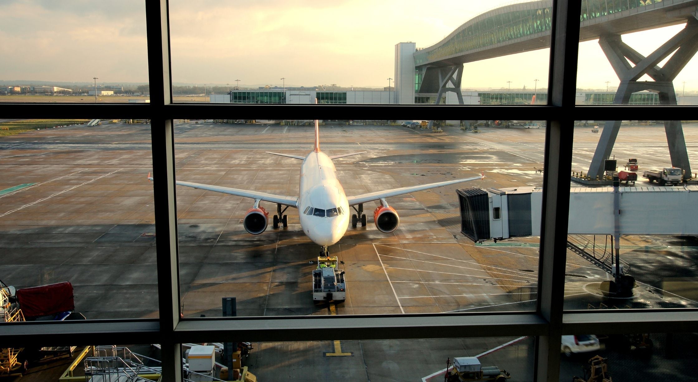 Time Building in South Florida: Why KHWO Is the Right Airport for Hour Building