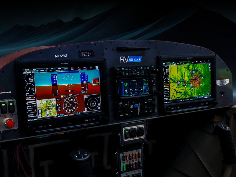 Glass Cockpit vs Steam Gauge Flight Training: Why It Matters – Dynasty ...